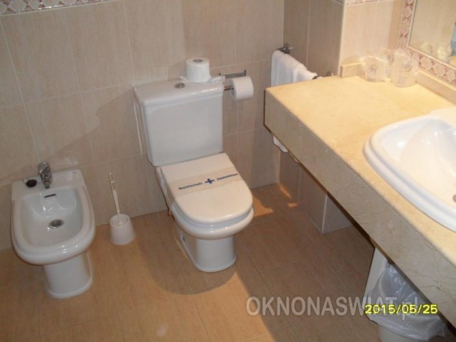 048acdd8f05aad04473aa133c1001dd8d1b92750