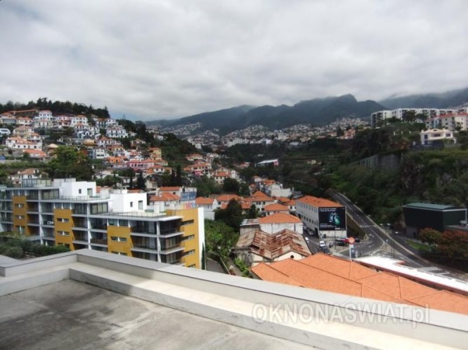 09035790942b12585faeb064115932e94e1110c9