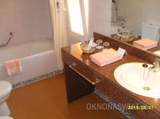 0cceec3adb1d983d4d67f57862ff0d613d4666aa