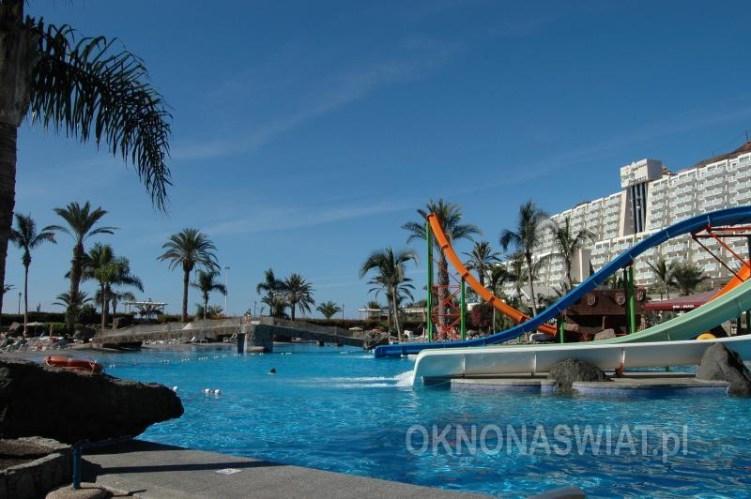 0d8b93fa4baa2931cc36341964a256ba610c2f27