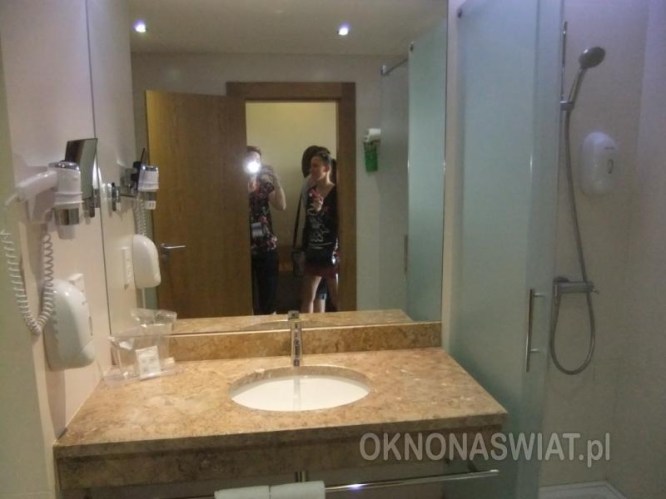 13a2aff0e33fc1b8115303c7ee0d2d4214d13f31