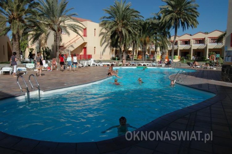 13a940882f7abbb7637da4aaab4a02a911d89f16