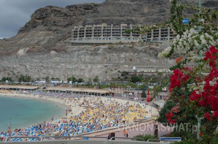 185cb8002301e8f65a1d9b9b9cc2a3d4e95c1f08