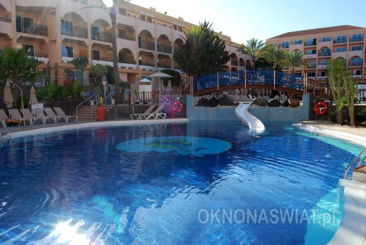 18c2e3273be4a3cb1cbfdb29d1d4d85e7899d5ee