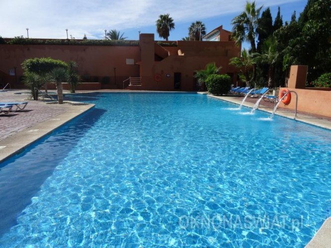 1e0d8bdbb0c7f19b79d60676ea73b94f49ef8a18