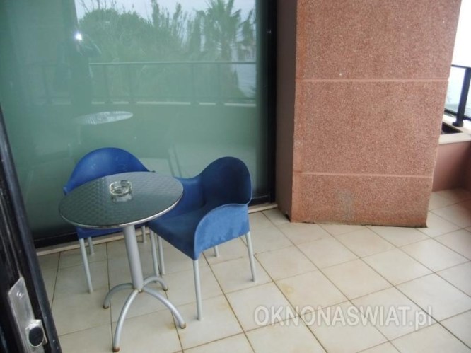 1e99386ab349a8300cdaafc54f8b9dc3e4b47630