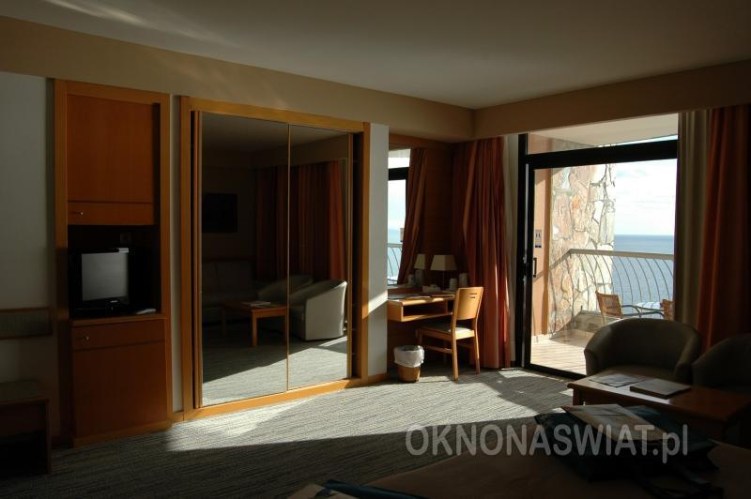 239356b3c4603e2e504a19f1dcb8f42c6f6c29ac