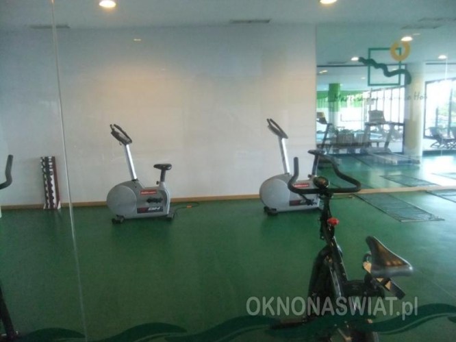 28097d786ece56b4852cd7eaad89223fa1acb270