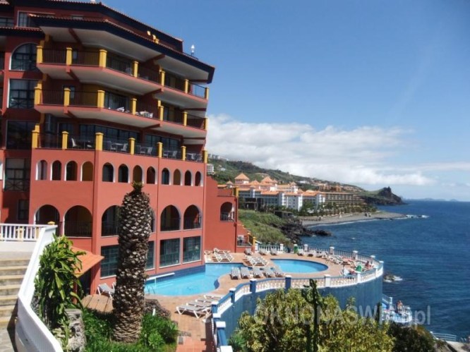 3228b31d4c1a95c5c8b87d2582369f38f862fc12