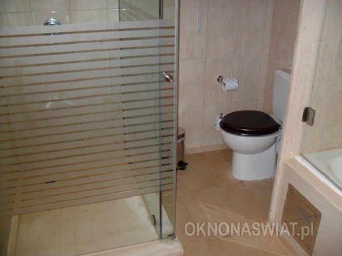 3829cdeefe6f4ed9ea56208318ad83b5c2650bd3