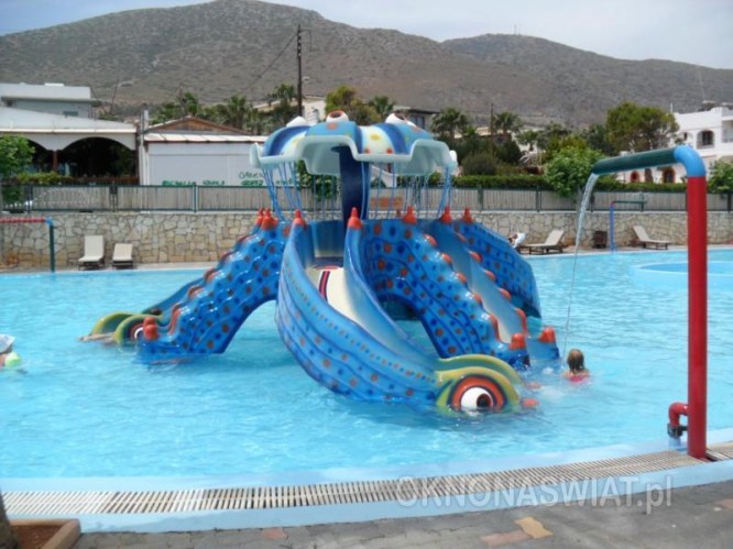 41676a34fce4e266f7fc6e54c2d79572315f9542