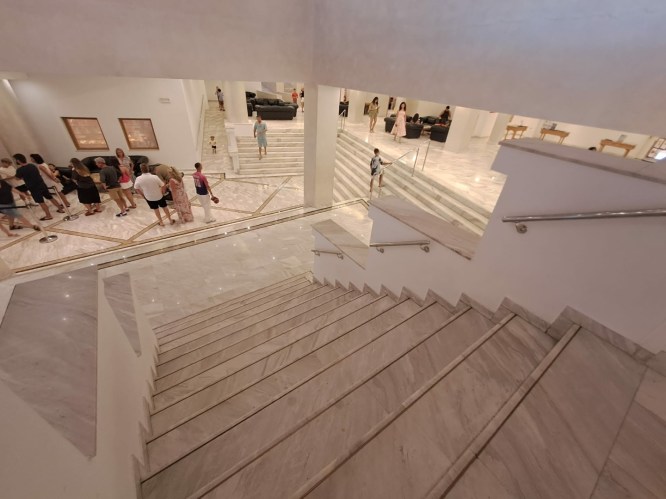 417c185b-a411-45d6-8365-61630073c881