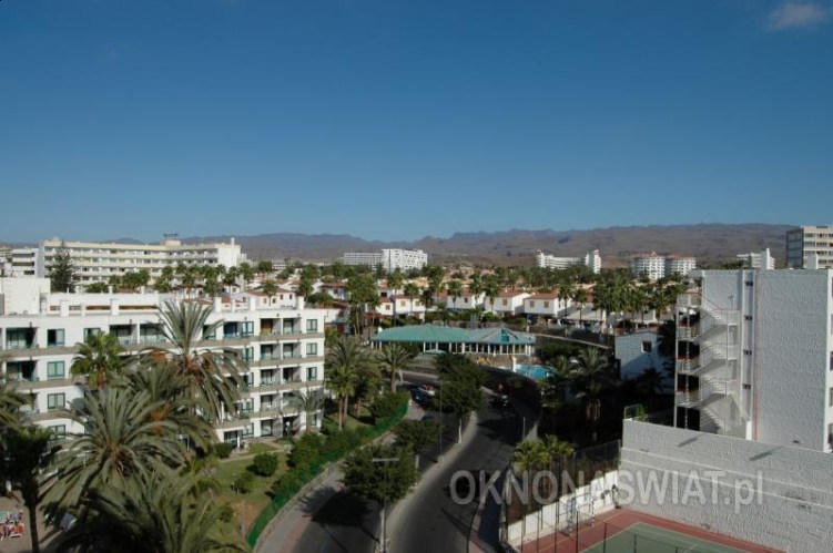 41b99fd67af035dd00c1d8ed03dedc82d9bbee94