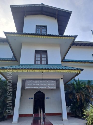 42fe5c6d89eeb56a4d438f7b78af421b1060829c