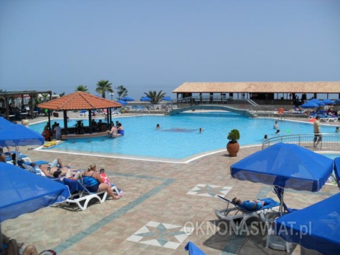 4cc1dbdc7866f37c34fd8d33b2195127af3e140d