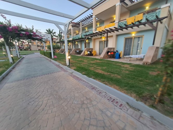 4edbf70f-2f8f-4c6c-a607-29c324c6207c