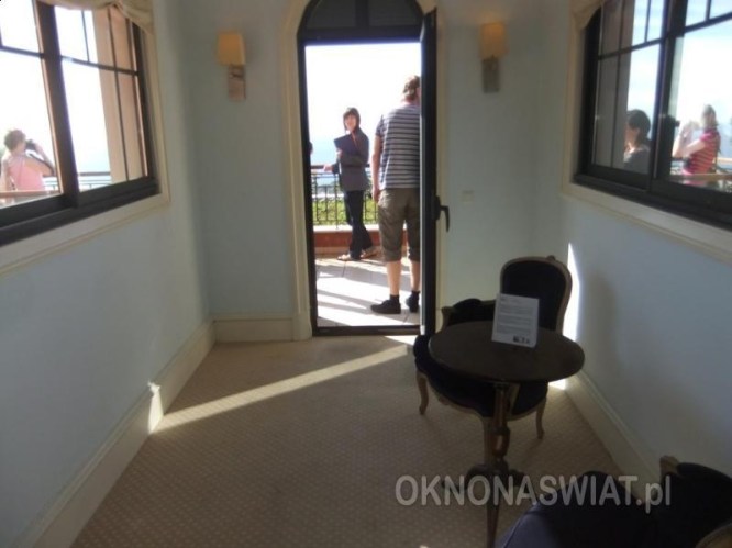 6d438121558c1ea7e466e884166c95f2f8f6942a