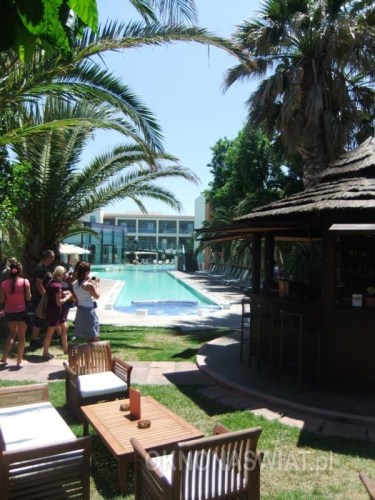 736b083fdfac4e898b332fba9c7cd9dc9baff8b2-1