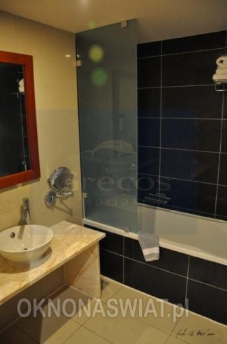 796ca3ce838f2bfd0de7a272d81a47b40d8f26ed