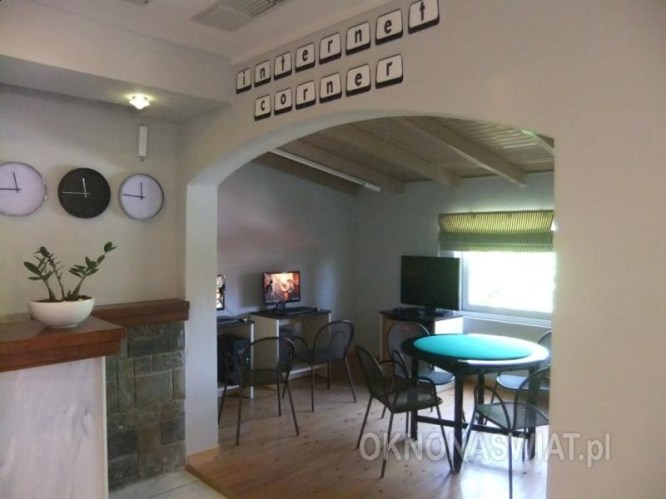 83c64b2569e81c7f9ccf376715a23ddc0f22f7b6