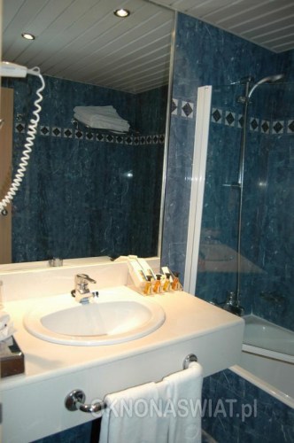 8a77377453e5895c34d8e89c6b2802a668f2ffe6