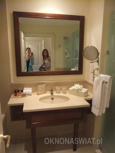 9130f98f7af0aea0ac2918eccff97c9b4540ee39-1