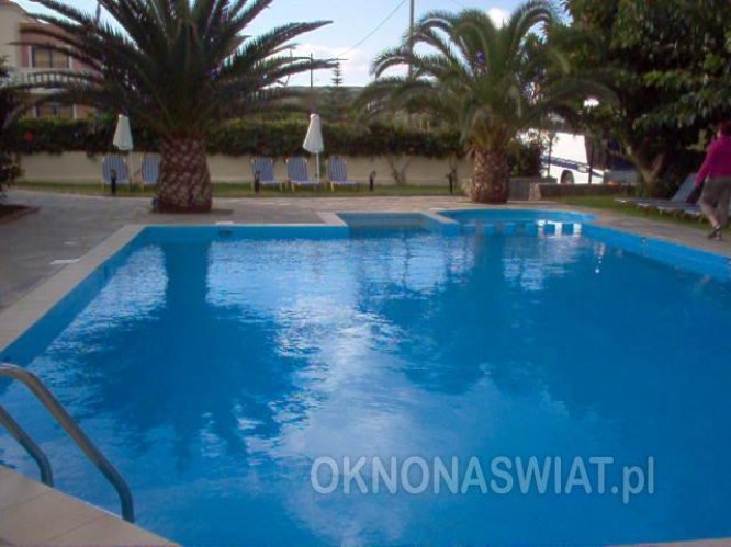 9b8c56f08883071eaf08c9b1a0f127cb45870de2