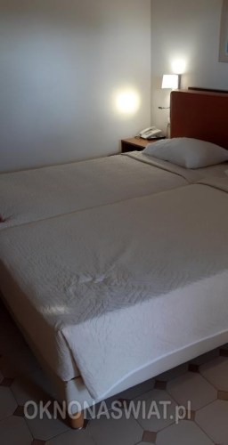 9d6f359a68daa89e7bb97ad0122d85d2f8ae65f7