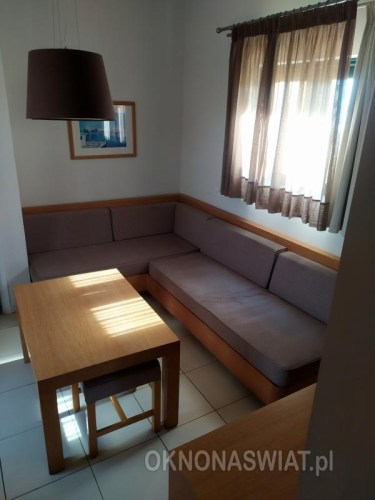 9dec233ed19c294543c0ef9d379eb85ea420cc16