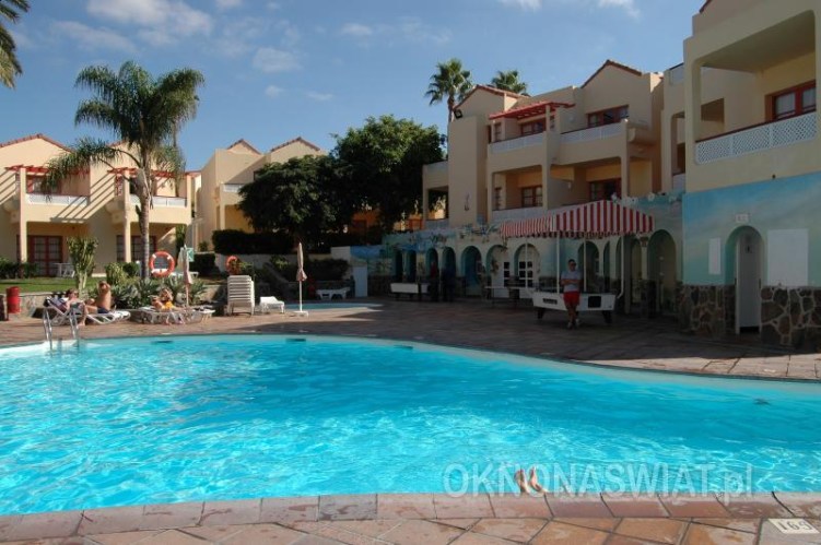 b1c3d8273b2f4daf22bd4522ecefb1f490b285fb