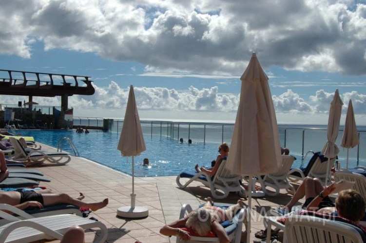 b517d11f2dd8720e1714168f78eef87557195127