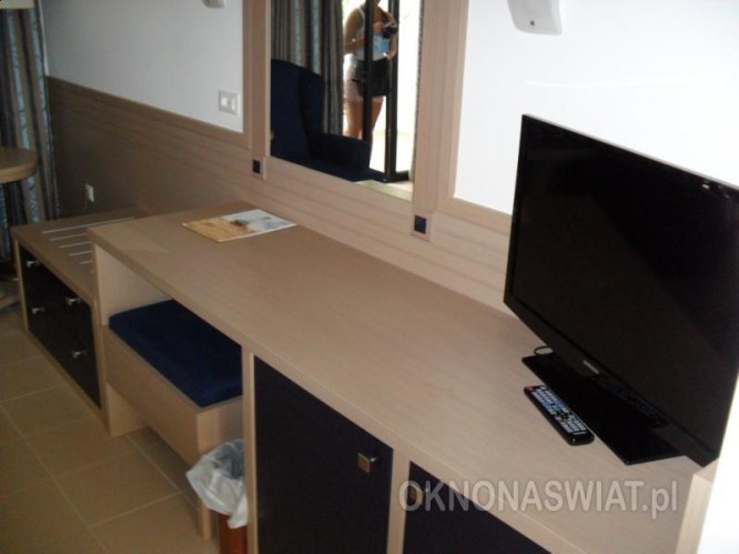 b6896c81753cdd37a03e8fcedfc60eb63ea70767