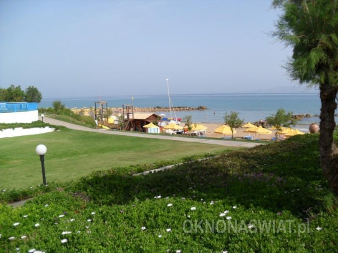 b704293c89d4198b83586ceb446fcca586051e41