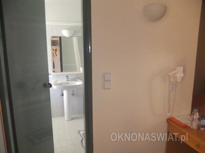 bd2b3eff011b4a26e6a90d0d627ab1d3ac36c319