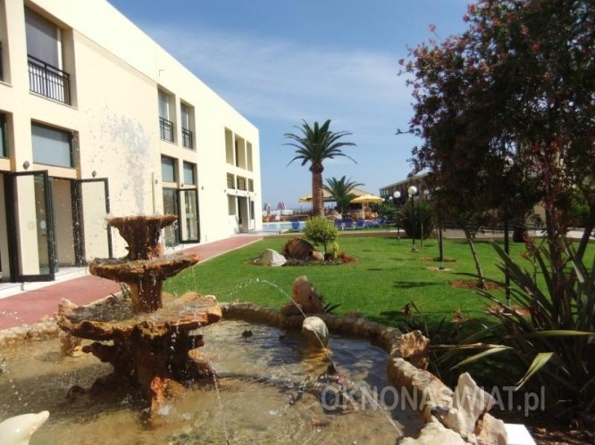 c09e3ebc6451329665235b616ff4322634e3b4c4