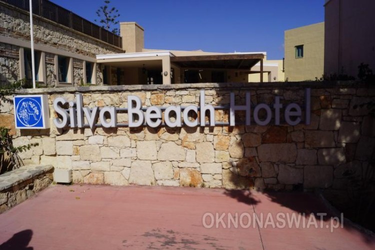 c49893f2ed7f2f3b6594eb6802a53f870b48d1e9