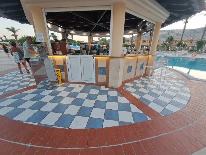 c828950f-144e-4e2d-9b6d-d586cb2327c0