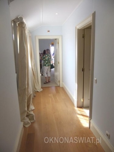 c8cfc737a64c9727295c984ed8f91adef6ceb539-1