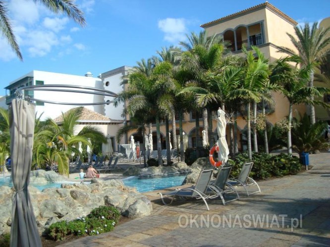 c94f9fad28d54fc08347614b29c79ff72b2ed9a4