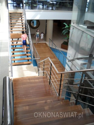 cd7f319093c0a082f8c87f1474d2ceb013a09534