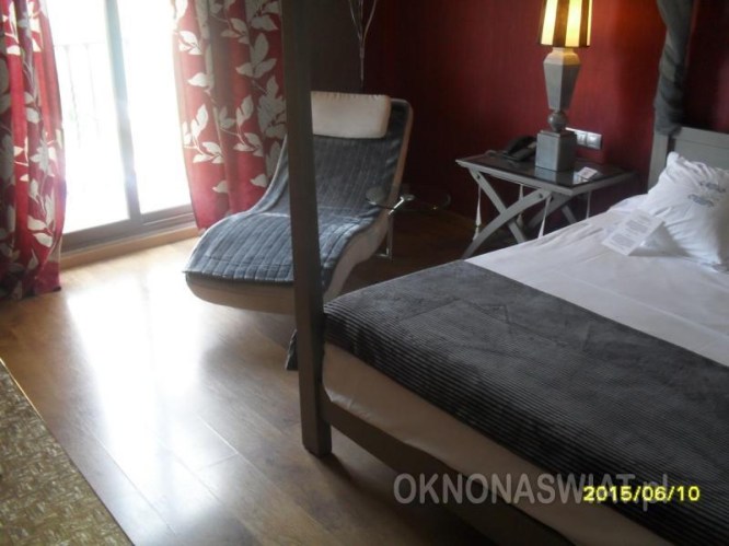 d8987cc7598090fd40a239fb6f945347ded52607