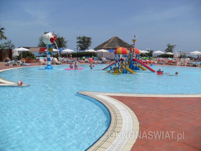 d913fe5b9bc004dd32bc99abdd8ef61d6ada2076