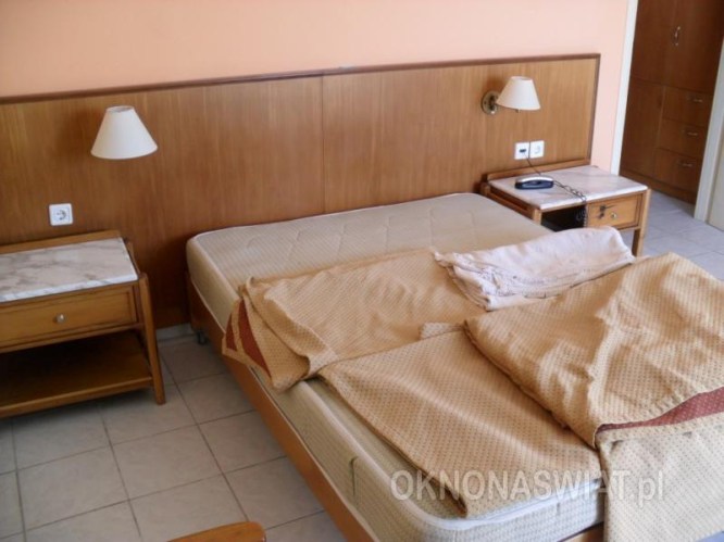 dba87781d263d9086d340de0b1ef0637d8932281