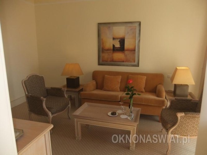 df64a52eebf6c6f31c1ced2b3eabfe2fd7ea8ff9