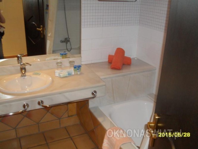 e0ff60383801fea885e2101fab9add9083535466