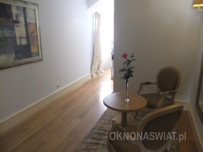 e1937c2953c9aa34d53177469c5b5ec21ef4e91c-1