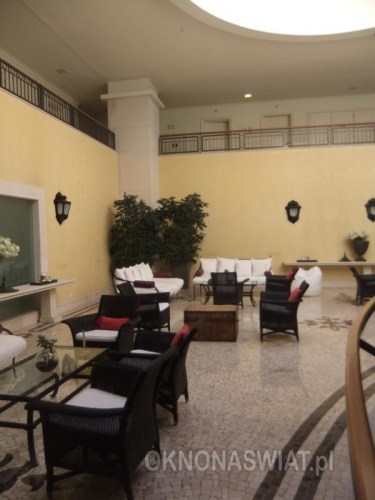 e37ddd18065849d2e55b5ad80fde51310a1840b3-1