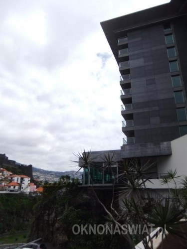 e7d6a95a6294e0d80cf6a78474ea9250d991b370