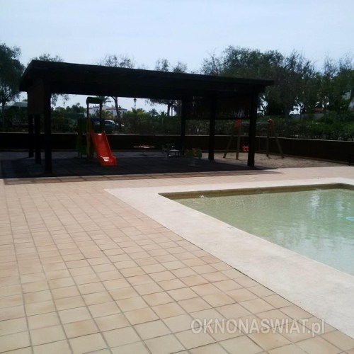 e7e6948fde8b986a68f4ab1cb8635ba2f9cb254e-1