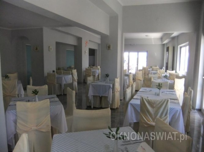 f1f2eb4f77780ae8ad7efe8b8c4837c4472a666e